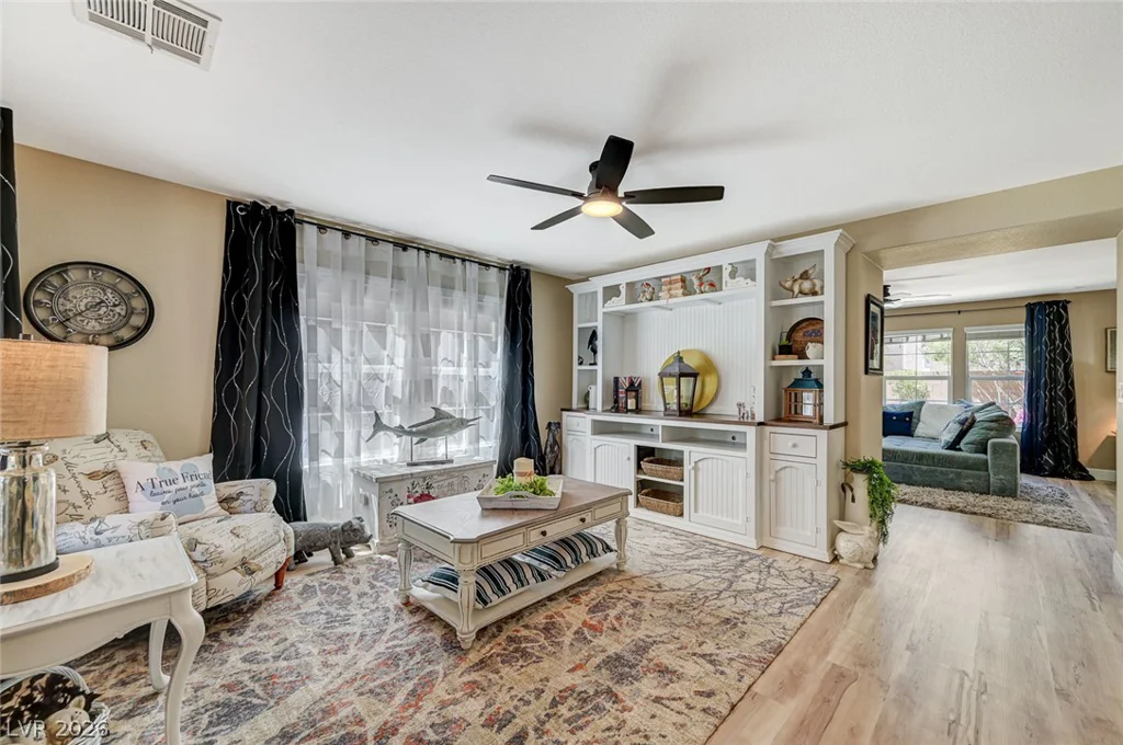 6912 Grand Junction, Las Vegas, NV 89179