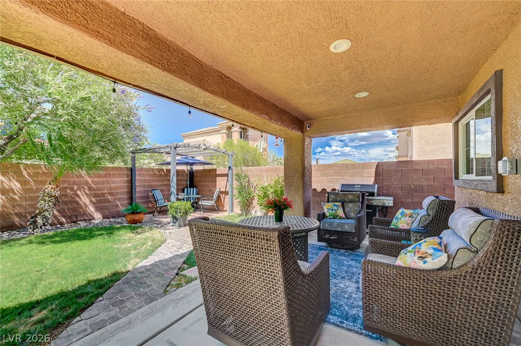 6912 Grand Junction, Las Vegas, NV 89179