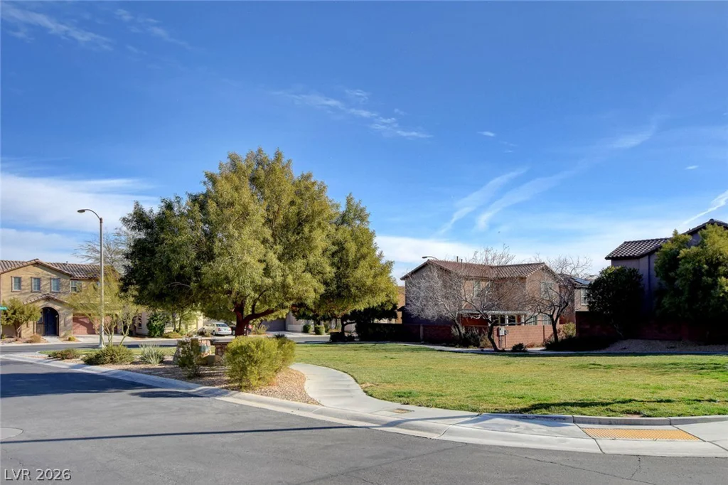6912 Grand Junction, Las Vegas, NV 89179