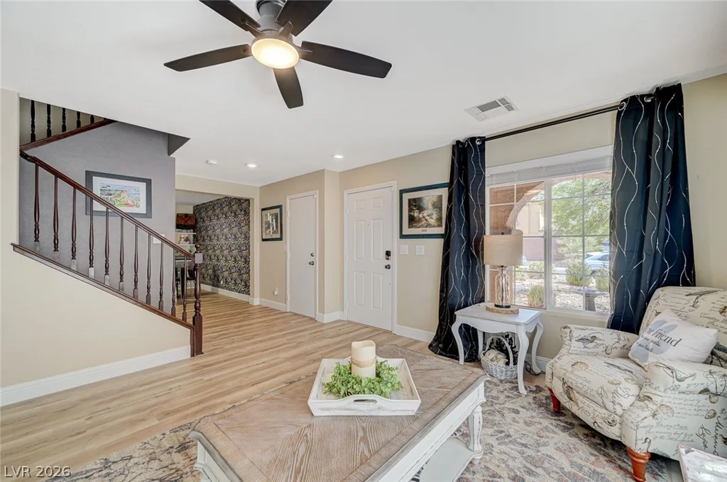 6912 Grand Junction, Las Vegas, NV 89179