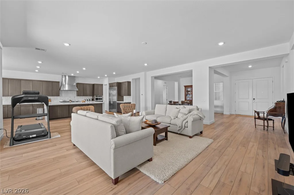 7179 Windsor Downs, Las Vegas, NV 89113