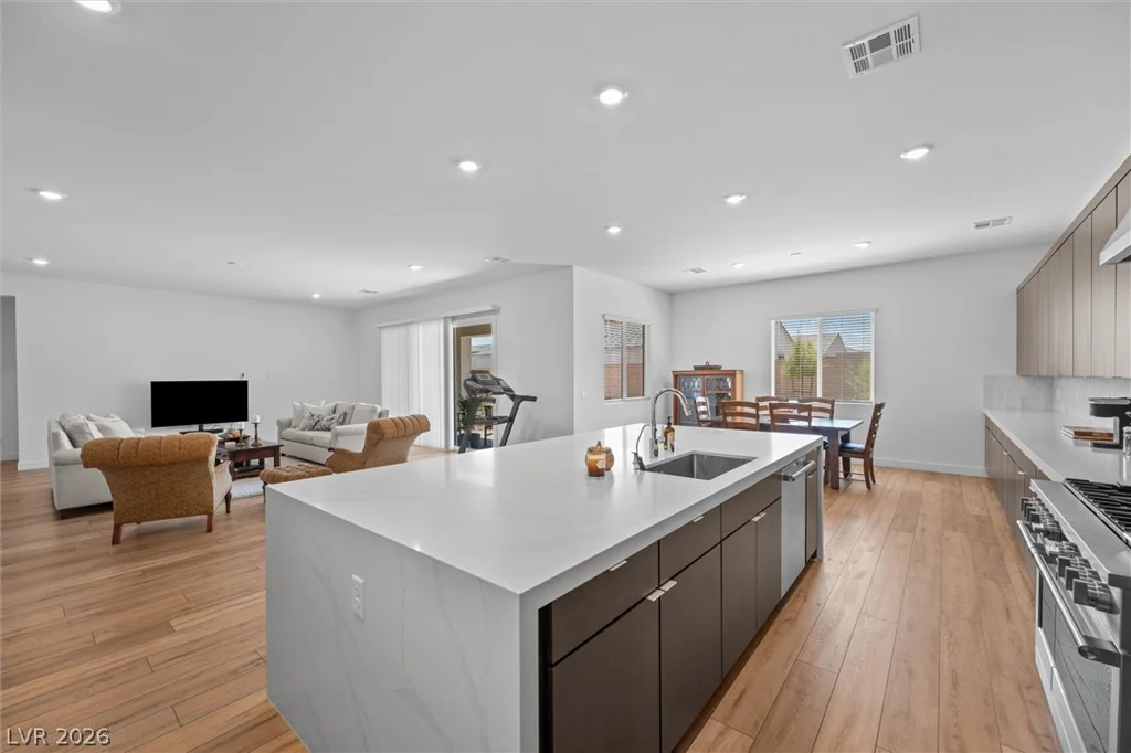 7179 Windsor Downs, Las Vegas, NV 89113