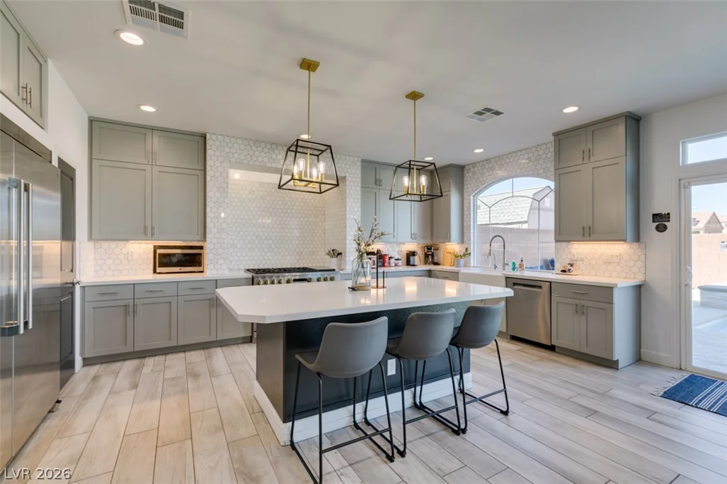 5686 Texas Creek, Las Vegas, NV 89141