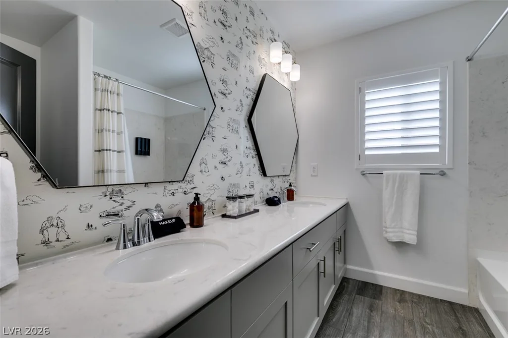 5686 Texas Creek, Las Vegas, NV 89141