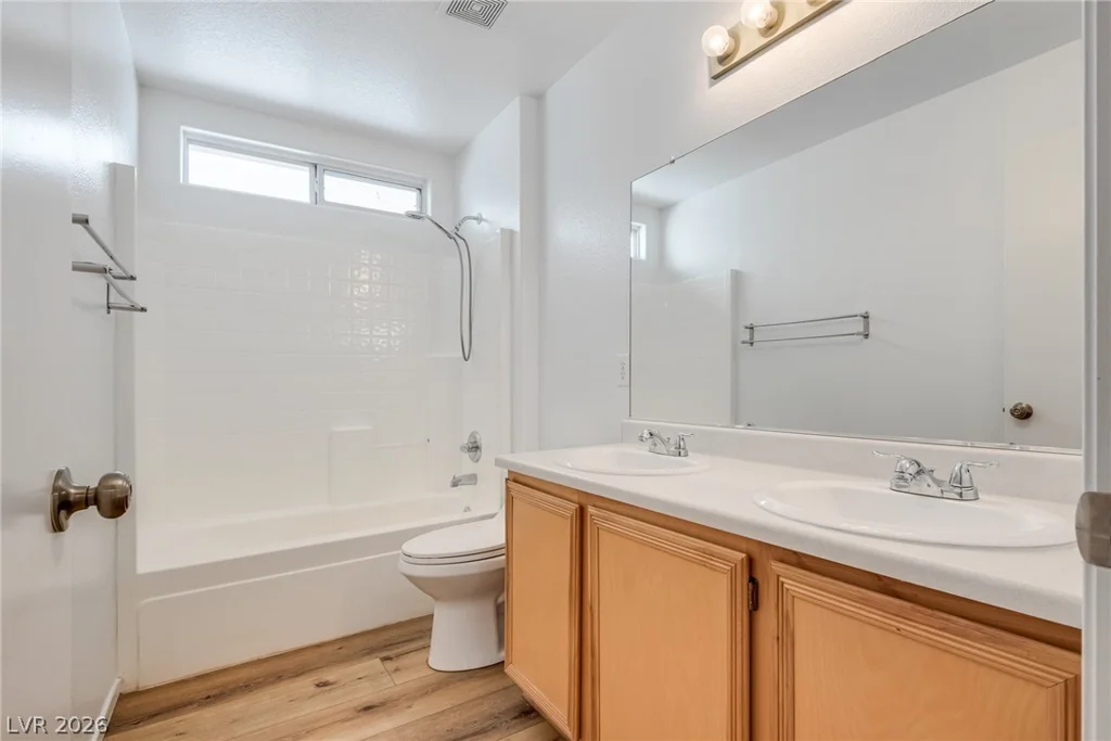 4833 Whispering Spring, Las Vegas, NV 89131