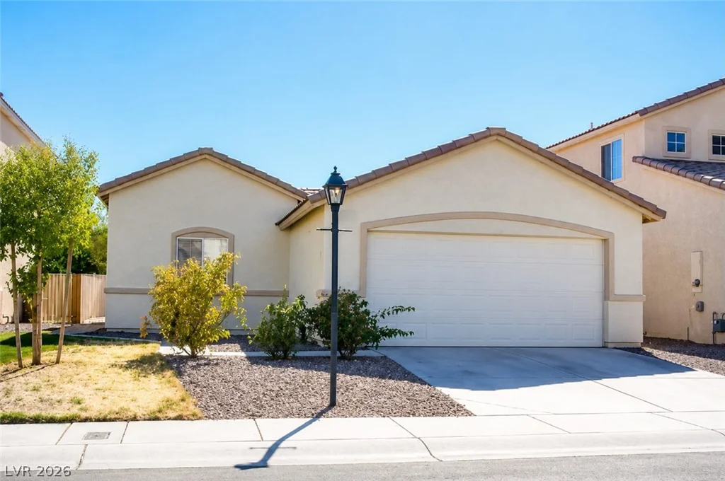 4833 Whispering Spring, Las Vegas, NV 89131