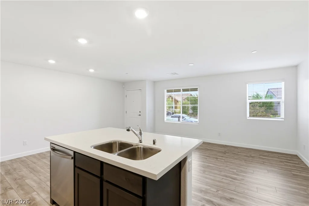 839 Watford, Henderson, NV 89011