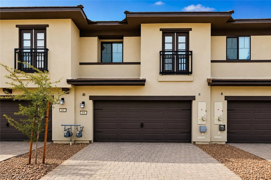 839 Watford, Henderson, NV 89011