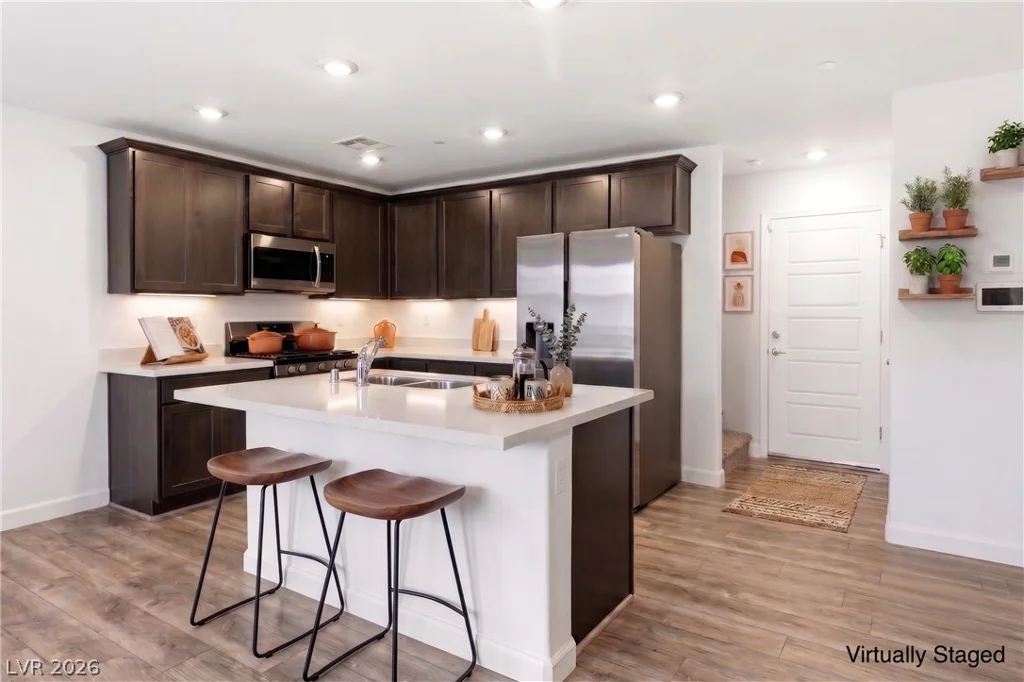 839 Watford, Henderson, NV 89011