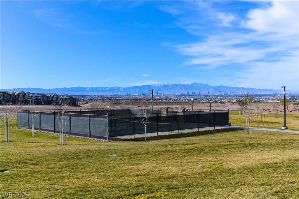 839 Watford, Henderson, NV 89011