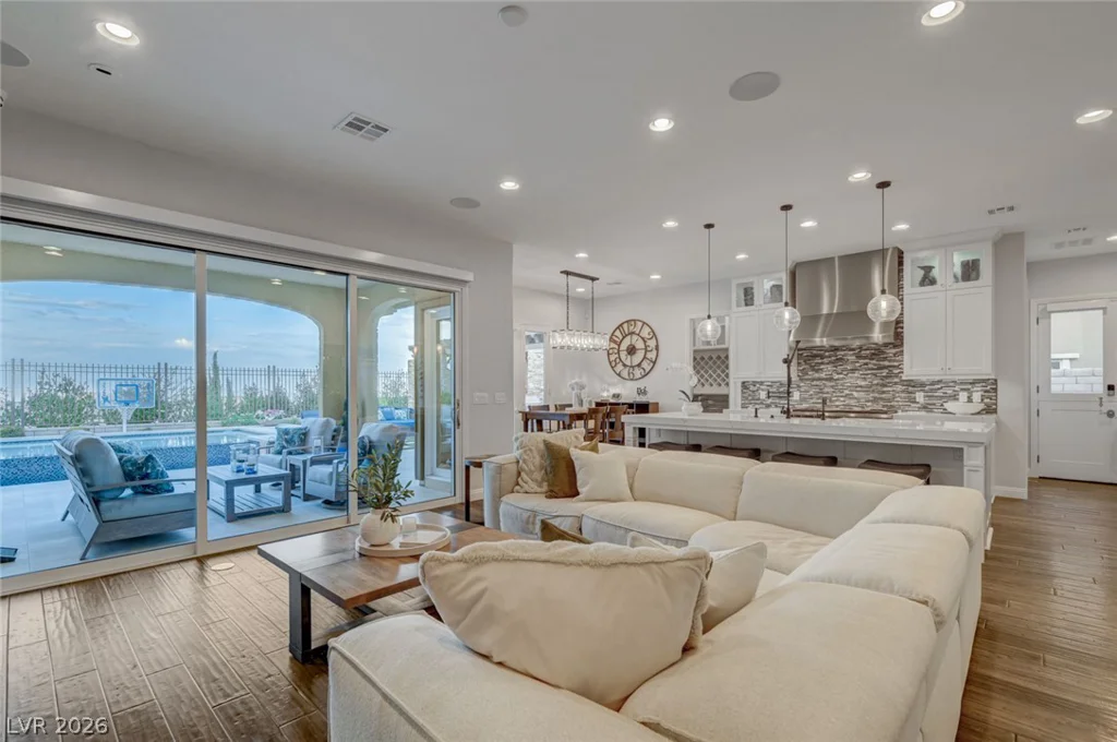 274 Evante, Las Vegas, NV 89138