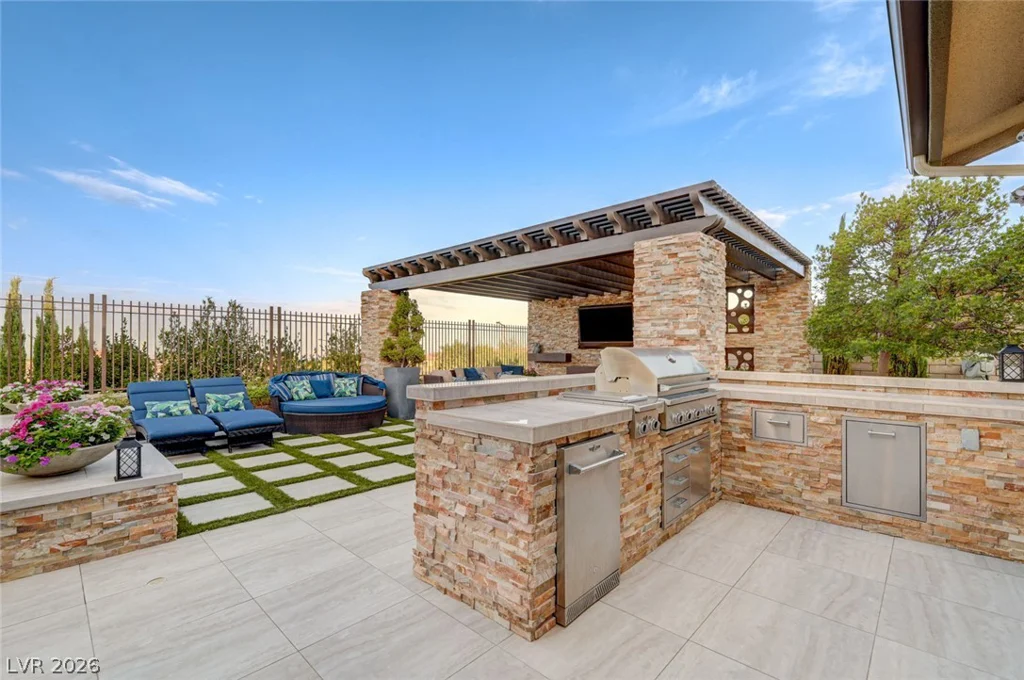 274 Evante, Las Vegas, NV 89138
