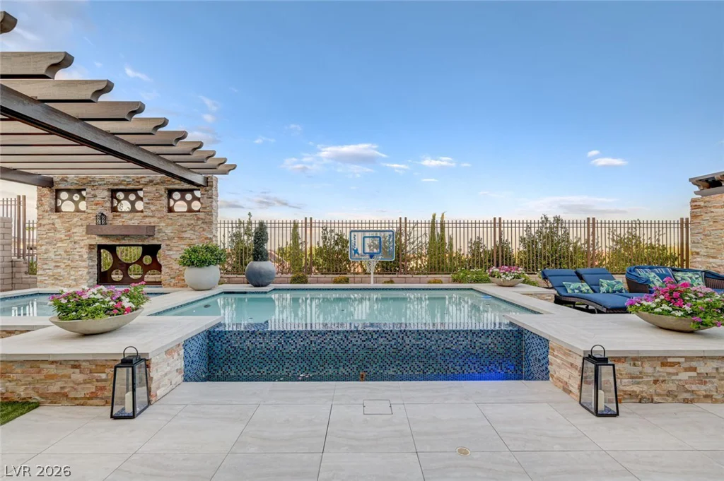 274 Evante, Las Vegas, NV 89138
