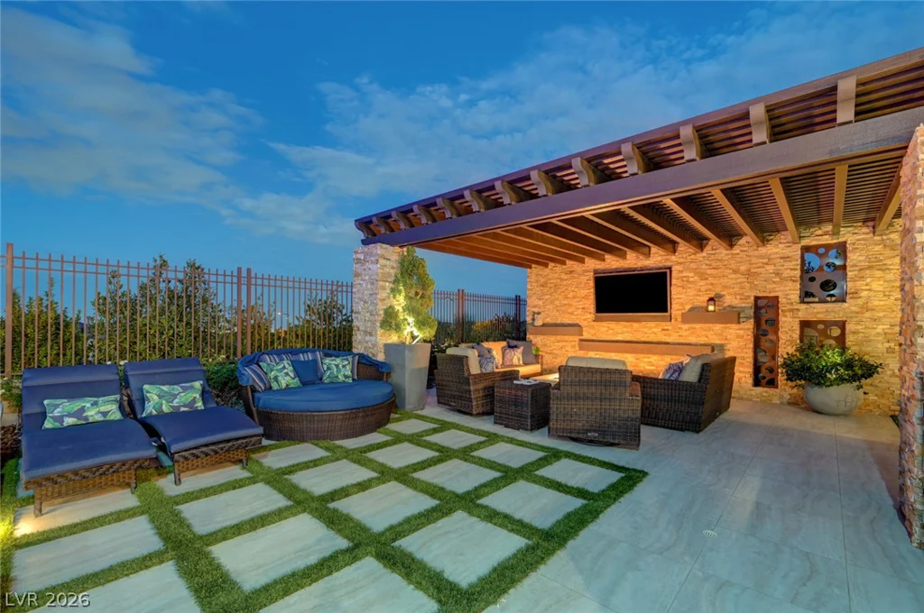 274 Evante, Las Vegas, NV 89138