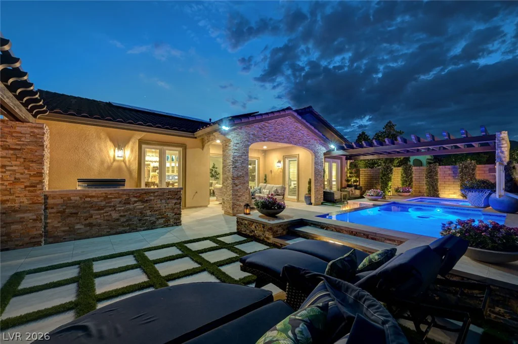 274 Evante, Las Vegas, NV 89138
