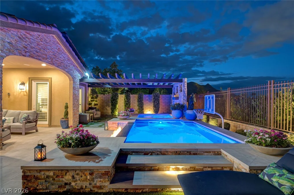 274 Evante, Las Vegas, NV 89138