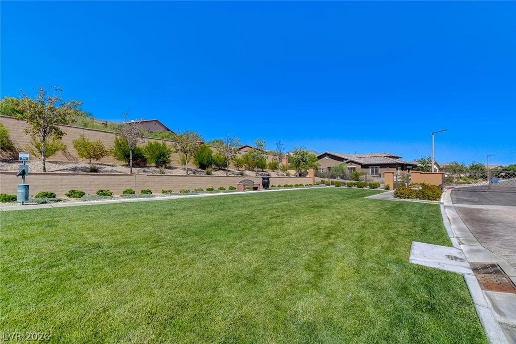 274 Evante, Las Vegas, NV 89138