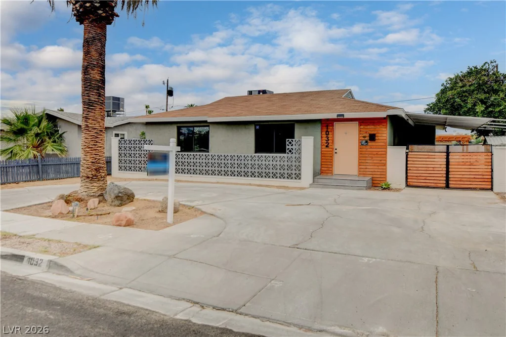 1032 Howard, Las Vegas, NV 89104