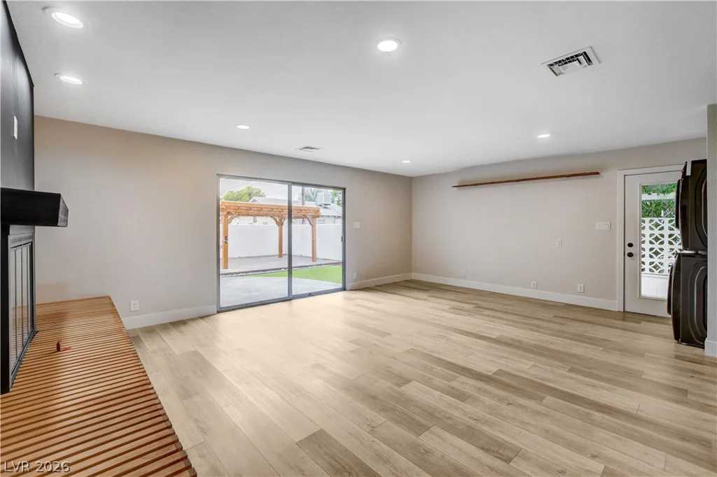 1032 Howard, Las Vegas, NV 89104