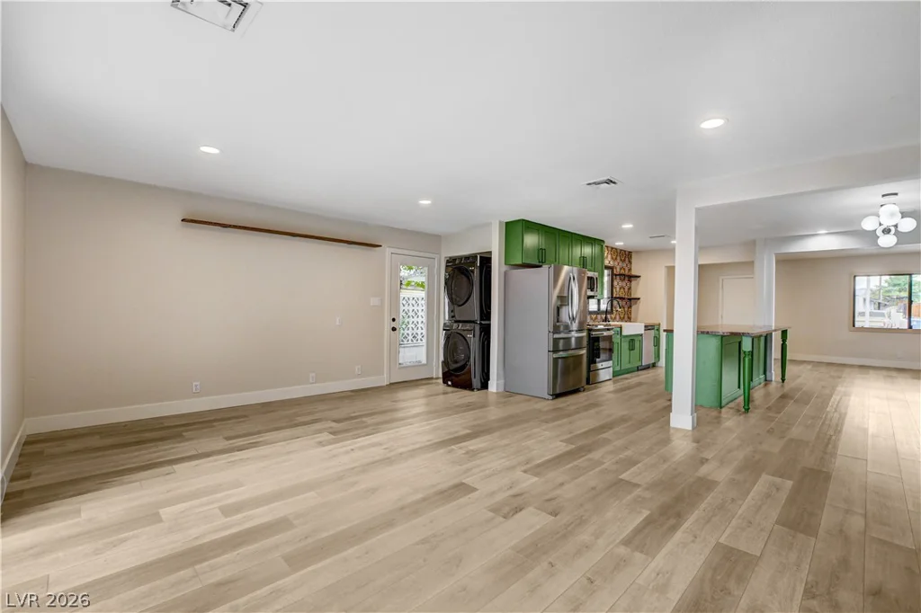 1032 Howard, Las Vegas, NV 89104