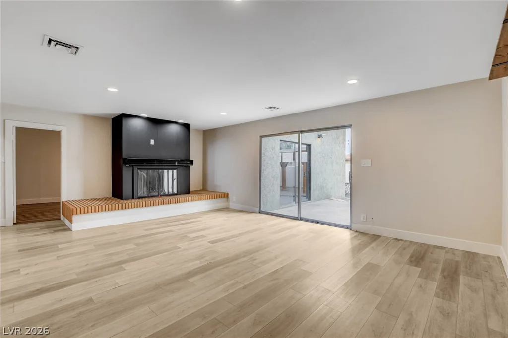 1032 Howard, Las Vegas, NV 89104