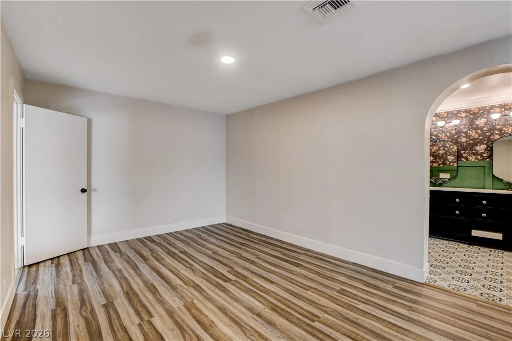 1032 Howard, Las Vegas, NV 89104