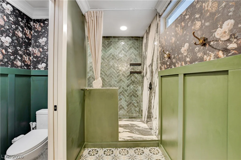 1032 Howard, Las Vegas, NV 89104