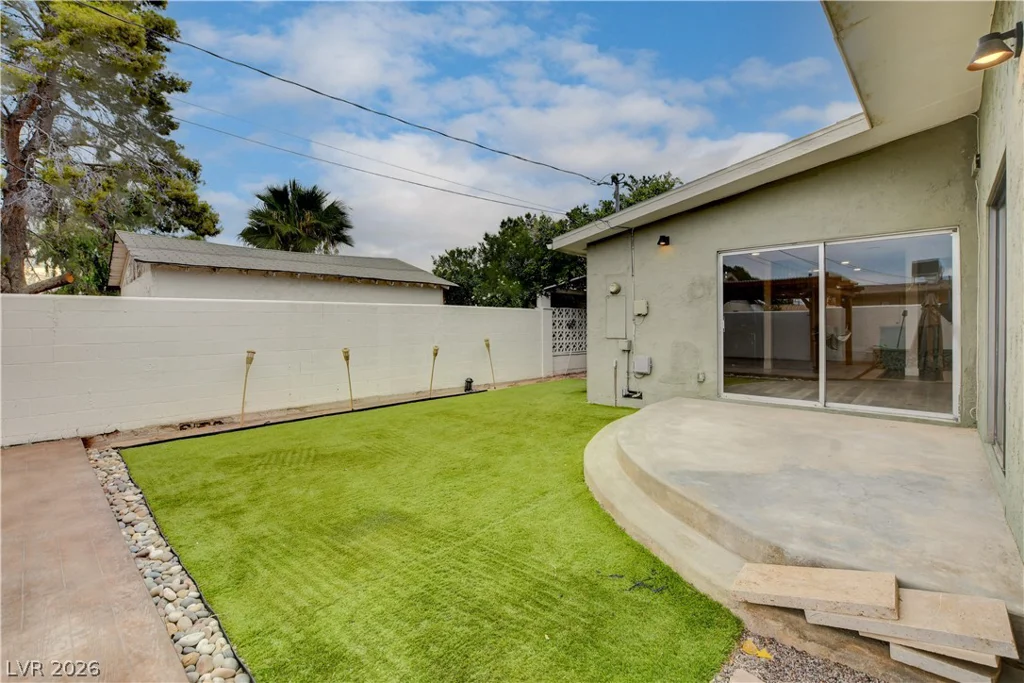 1032 Howard, Las Vegas, NV 89104
