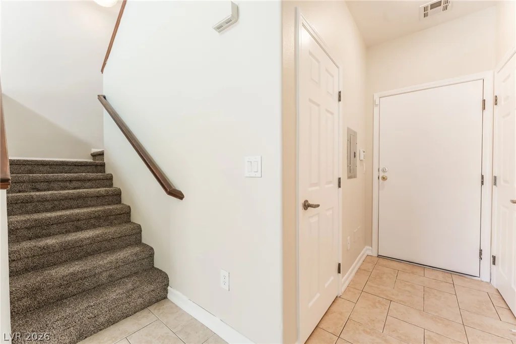 10563 GOLD SHADOW, Las Vegas, NV 89129