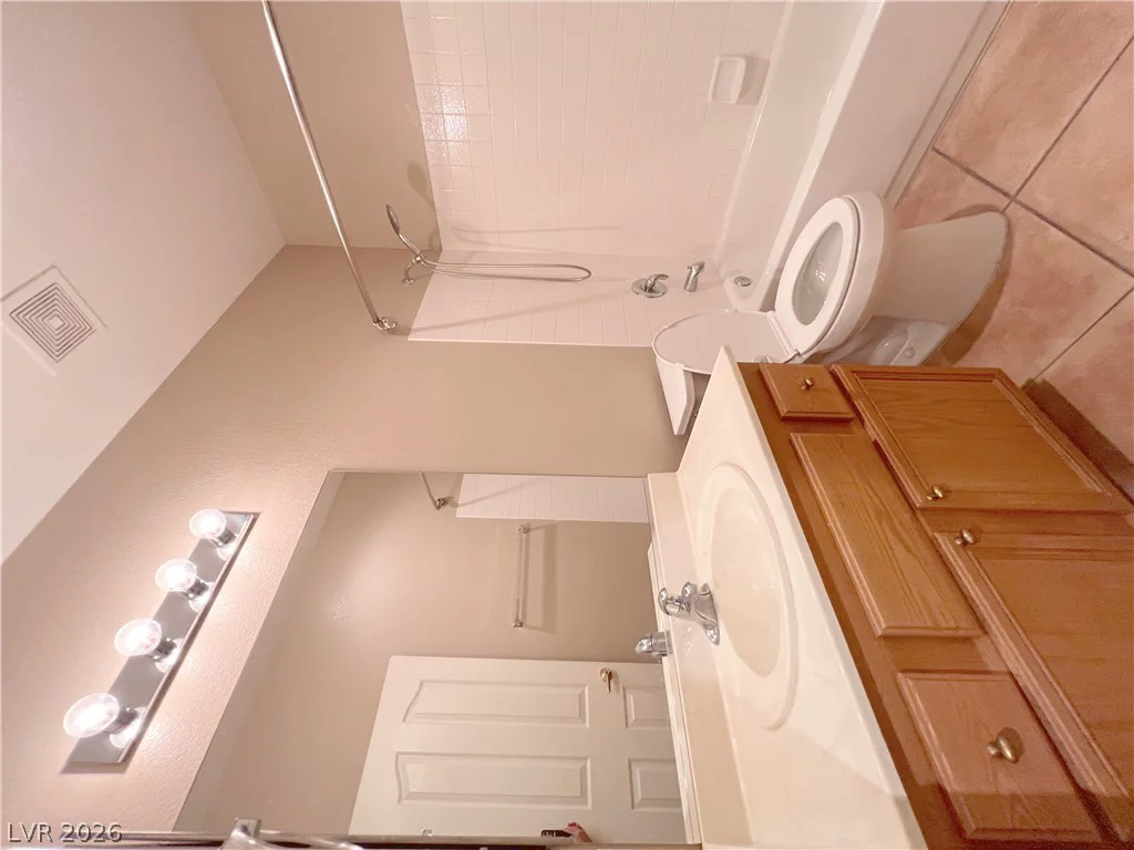 4030 Annendale, North Las Vegas, NV 89031