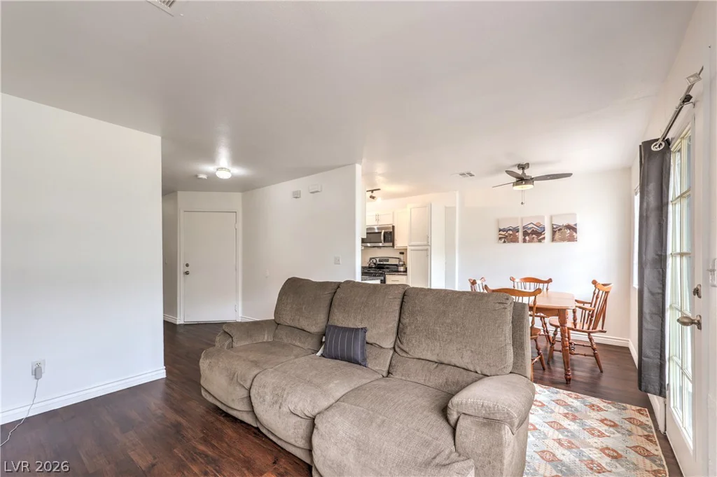 5330 Charleston, Las Vegas, NV 89142