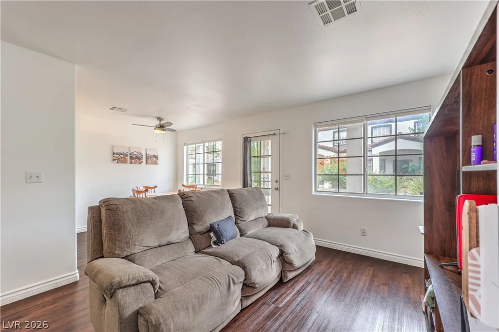 5330 Charleston, Las Vegas, NV 89142