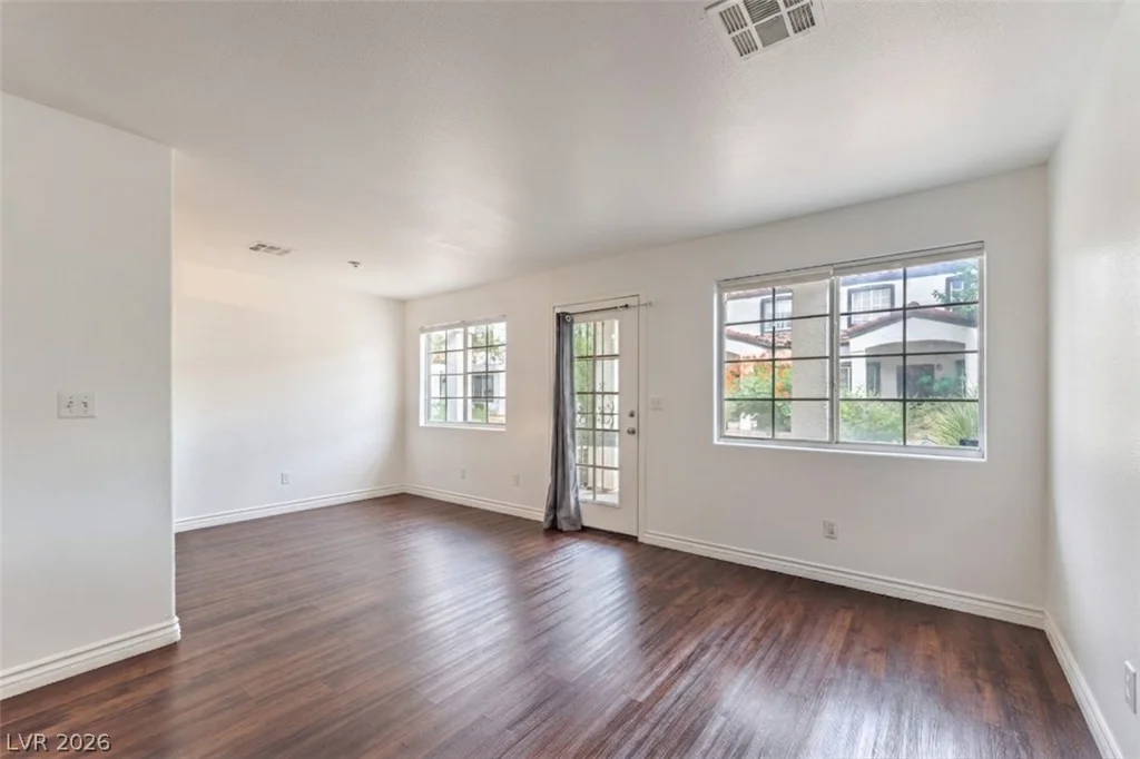 5330 Charleston, Las Vegas, NV 89142