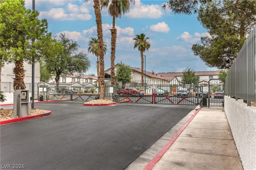 5330 Charleston, Las Vegas, NV 89142
