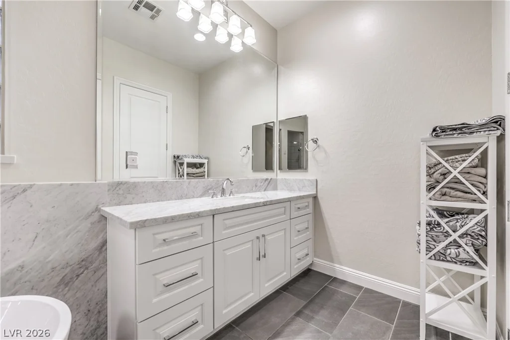 2676 Leon Say, Henderson, NV 89044