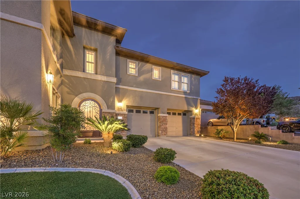 2676 Leon Say, Henderson, NV 89044