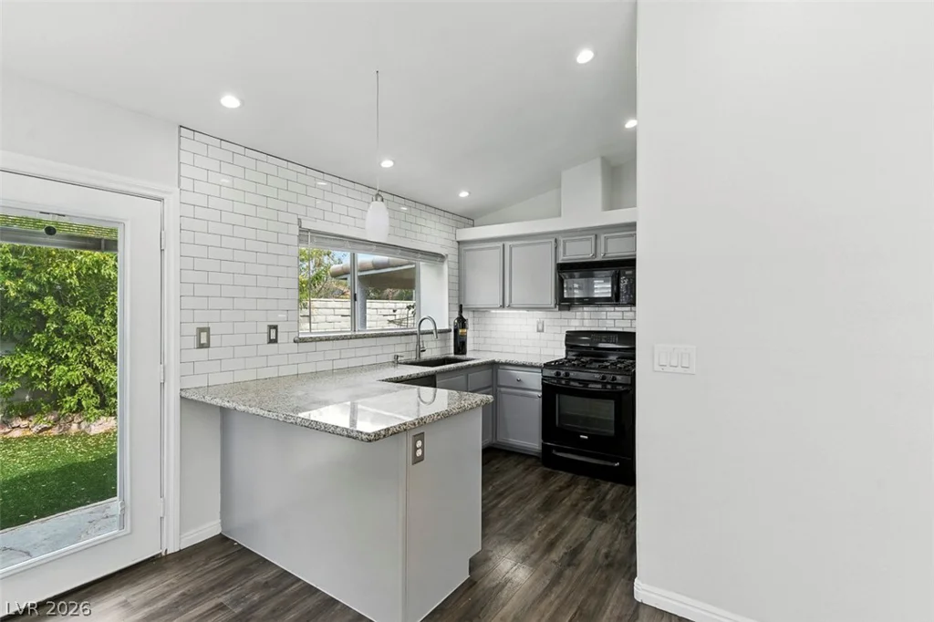 2748 Chokeberry, Las Vegas, NV 89108