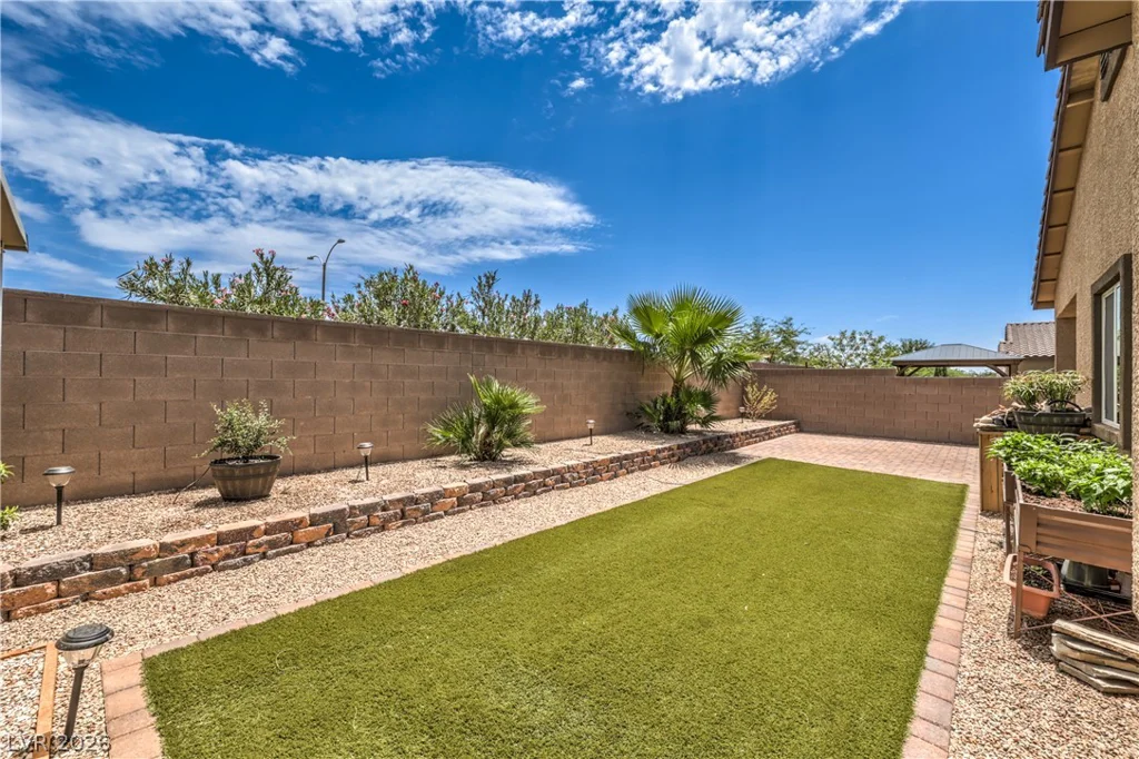 7908 Romulan, North Las Vegas, NV 89084