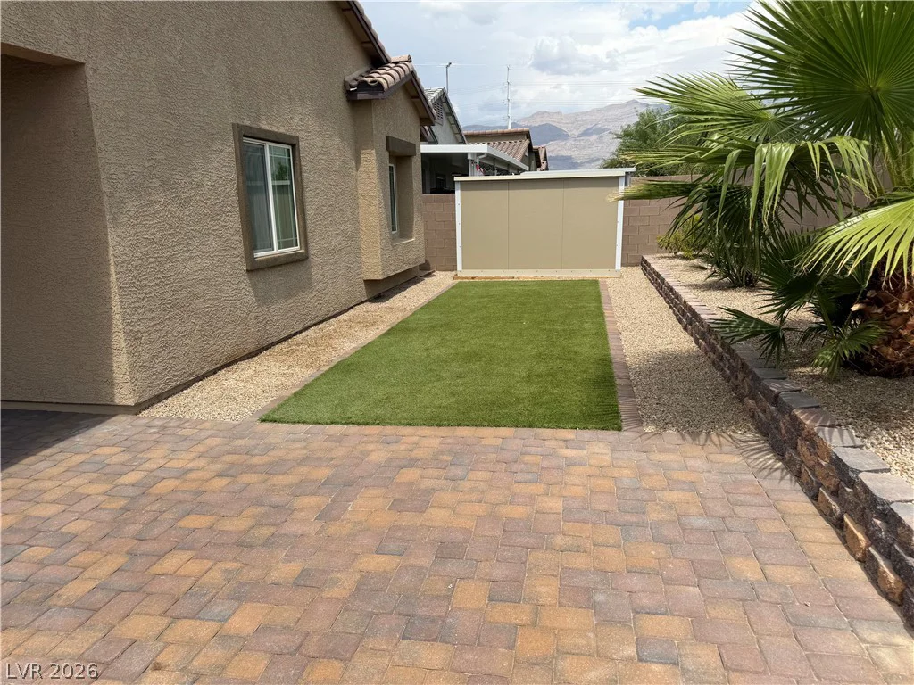 7908 Romulan, North Las Vegas, NV 89084