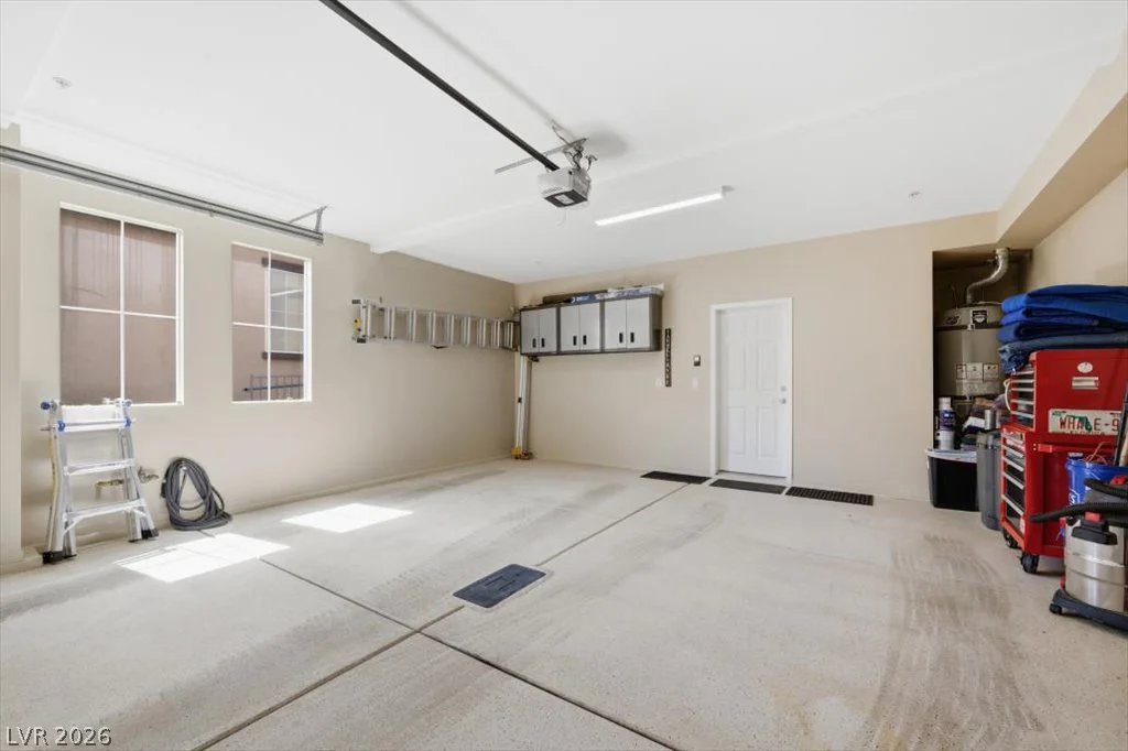 11437 Ogden Mills, Las Vegas, NV 89135