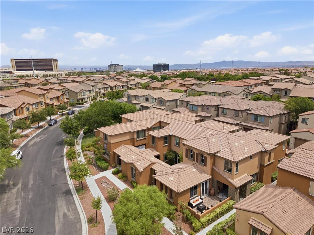 11437 Ogden Mills, Las Vegas, NV 89135