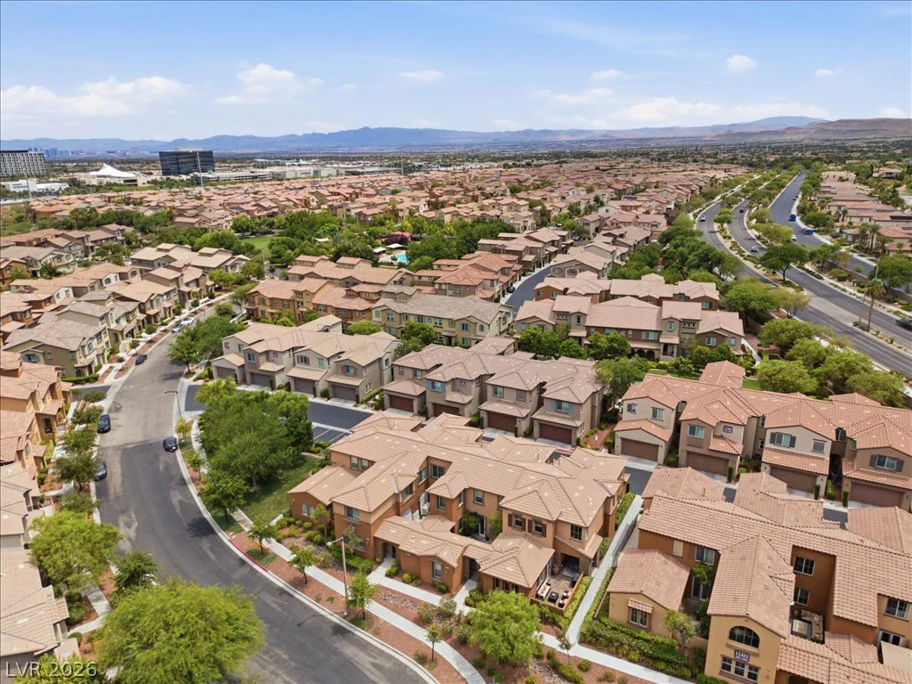 11437 Ogden Mills, Las Vegas, NV 89135