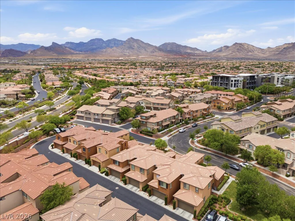 11437 Ogden Mills, Las Vegas, NV 89135