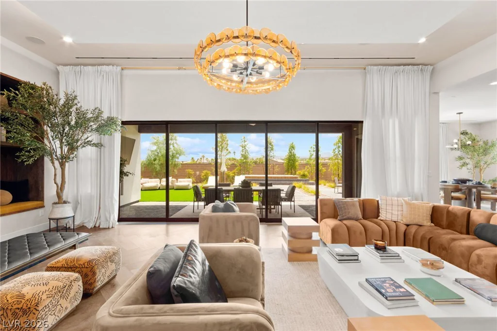 8585 Stange, Las Vegas, NV 89129