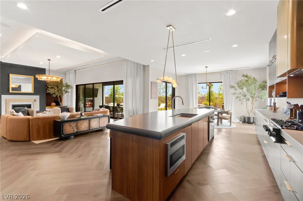 8585 Stange, Las Vegas, NV 89129