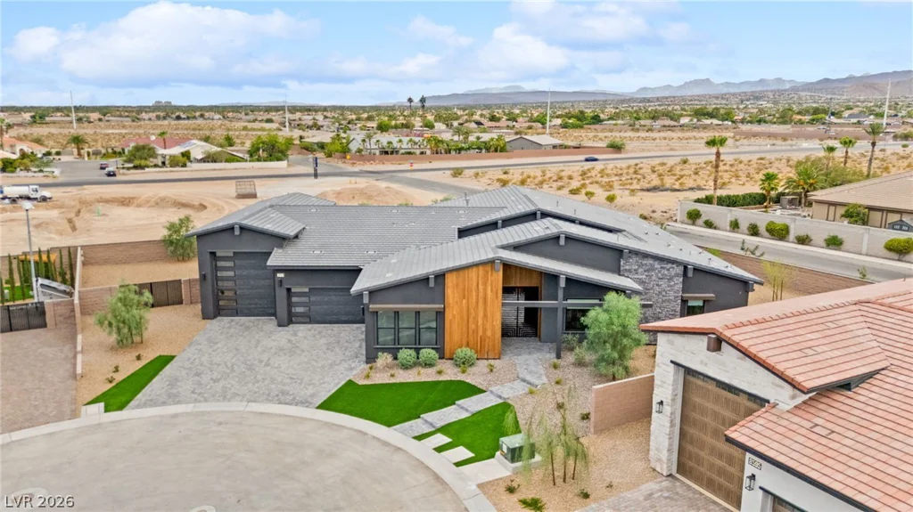 8585 Stange, Las Vegas, NV 89129