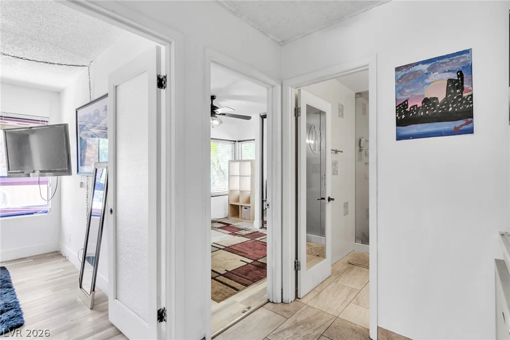 4460 Cranbrook, Las Vegas, NV 89103