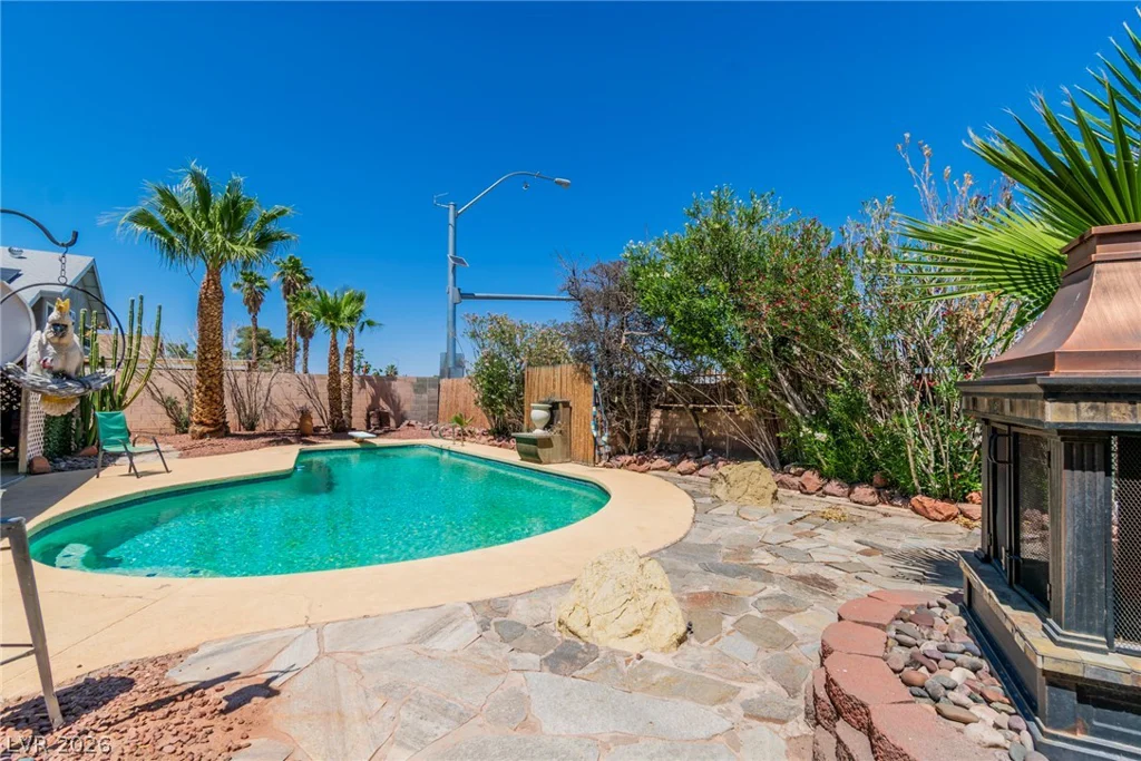 4460 Cranbrook, Las Vegas, NV 89103