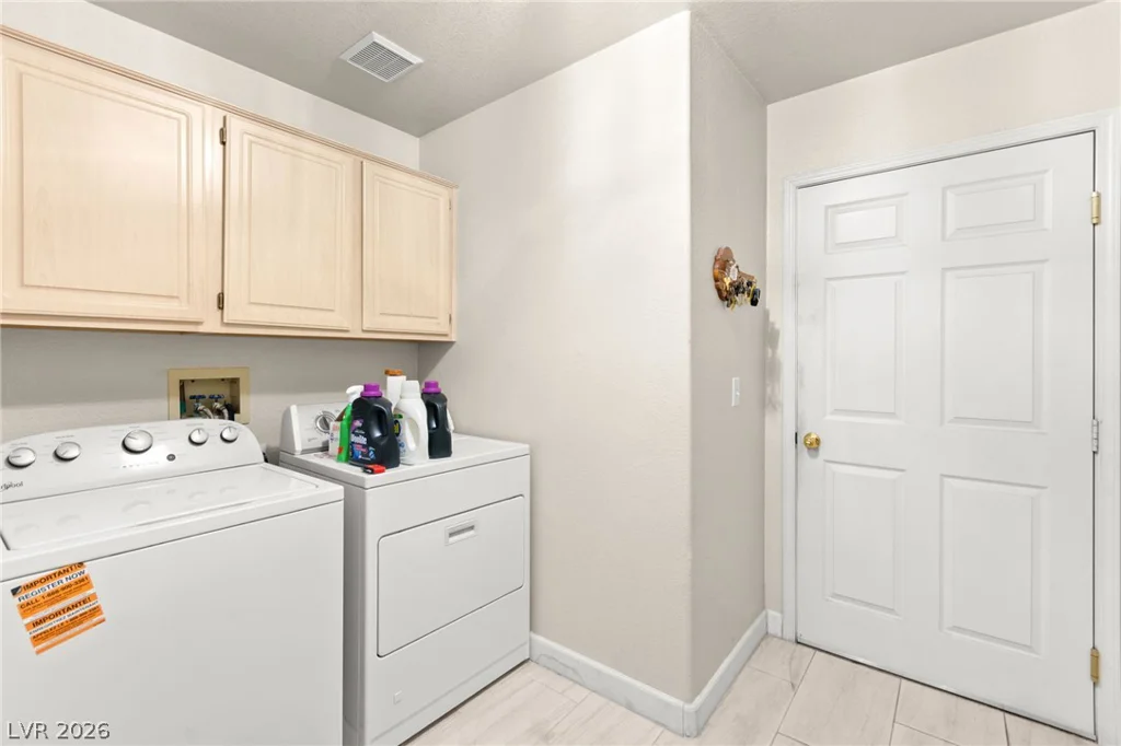 3561 Scottsbluff, Las Vegas, NV 89129