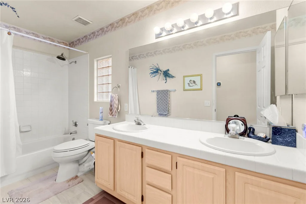 3561 Scottsbluff, Las Vegas, NV 89129